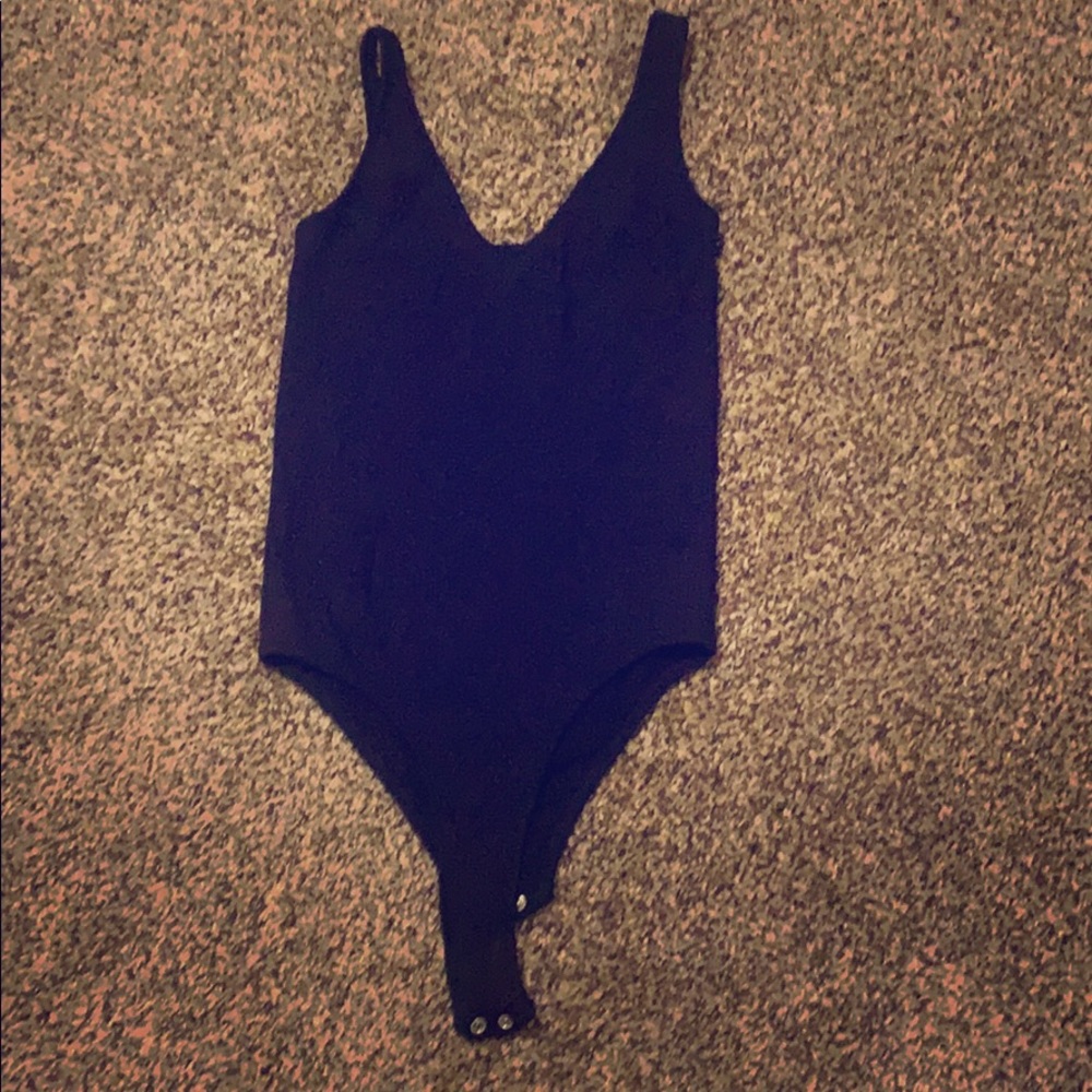 A black onesie shirt